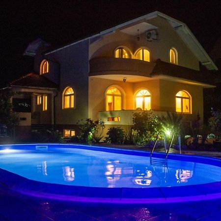 Villa Katarina With Pool Banja Luka Exterior foto